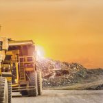 memilih spare part alat berat